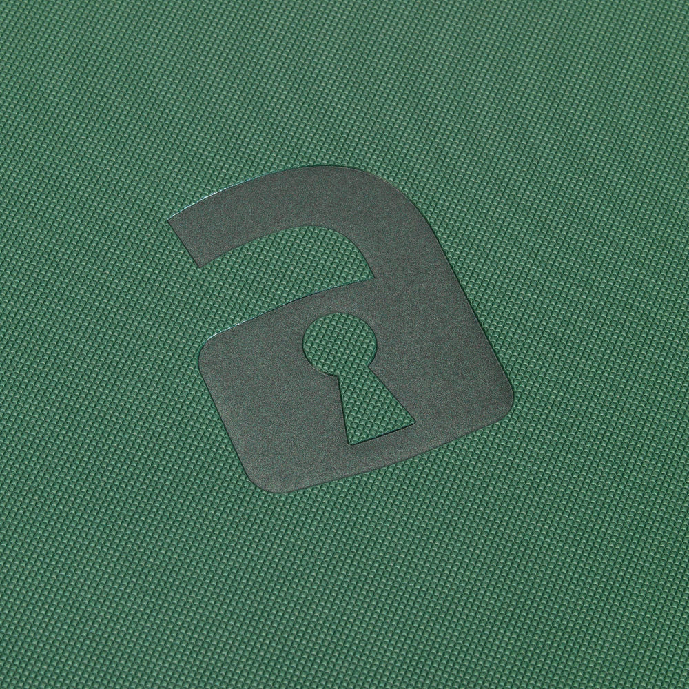 Vault X 9-Pocket Exo-Tec® Zip Binder (Metallic Green)