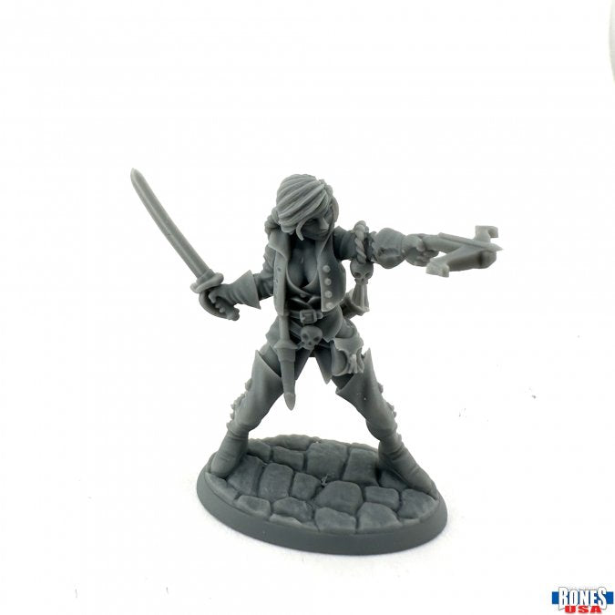 Reaper 30161: Damaris, Female Duskwarden Bones USA Reaper Legends