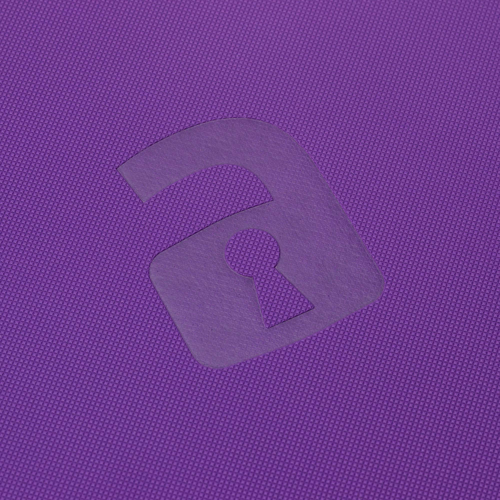 Vault X 9-Pocket Exo-Tec® Zip Binder (SV 6)