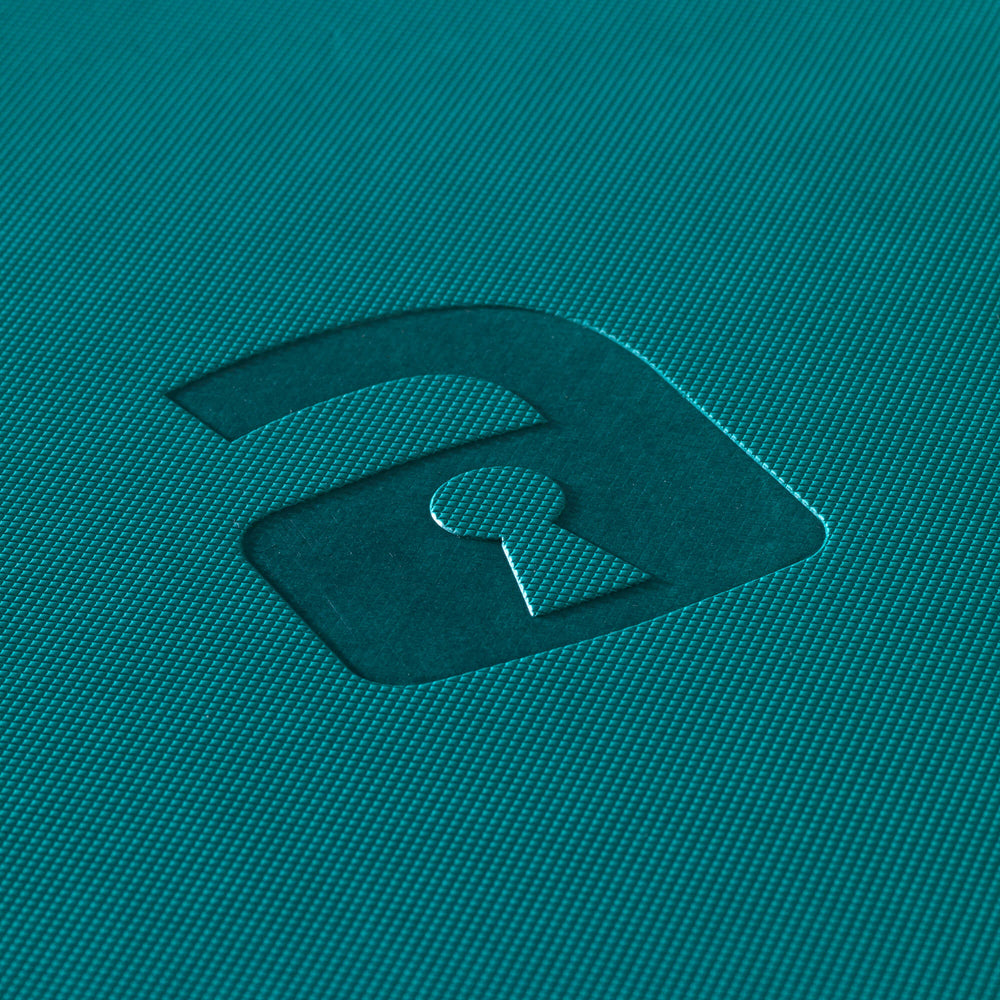 Vault X 9-Pocket Exo-Tec® Zip Binder (Ocean Blue)